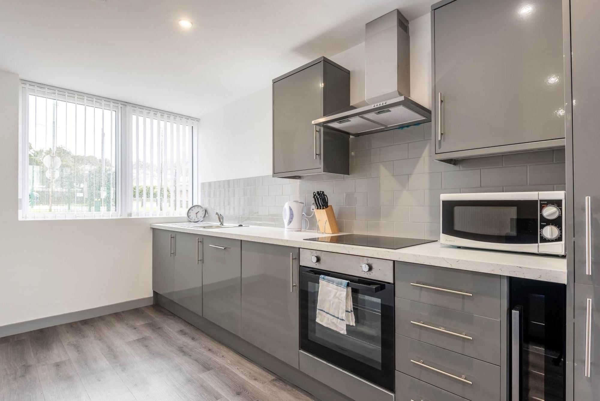 Modern & Bright 1 Bedroom Apartment In Yeadon Exterior foto